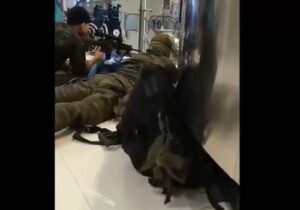 【閲覧注意】銃乱射事件現場に突撃した特殊部隊、本気を出した結果