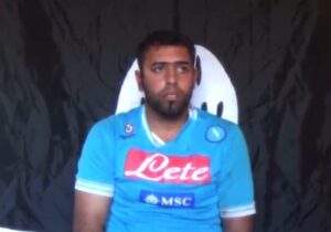 【閲覧注意】過激派テロリスト集団、警察官の処刑(斬首)動画を投稿・・