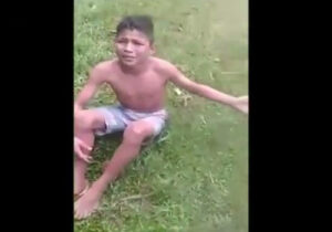 【閲覧注意】海外ギャング、小学生でも容赦なしに拷問を実行・・・