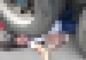 【閲覧注意】今、トラックの下敷きになったばかりの女の子がこちら・・・(動画)