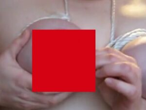 【閲覧注意】究極のドMに目覚めた女さん、カミソリで自分の乳首を切り刻んでしまう・・・