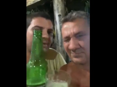 【閲覧注意】バーで乾杯しているこの2人が泥酔状態のまま運転した結果・・・（動画あり）