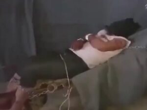 【閲覧注意】海外サイトで話題騒然の謎の拷問動画。やばすぎるその内容がこちら…（動画あり）