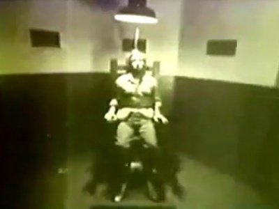 【閲覧注意】死刑囚が電気椅子の刑に処される本物処刑ビデオ、流出…（動画あり）