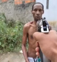 【閲覧注意】銃殺の映像をまとめた動画のサムネイル画像